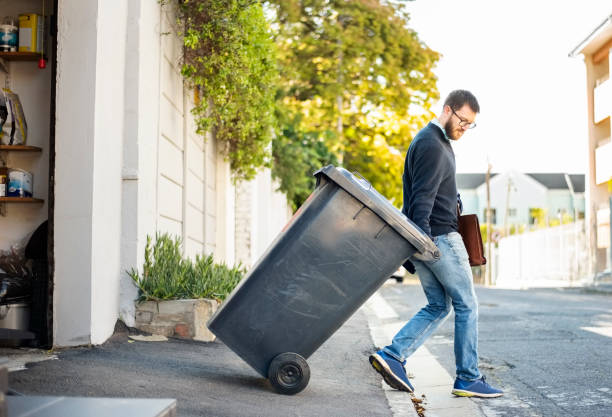 Best Yard Waste Removal  in Zephyrhills North, FL